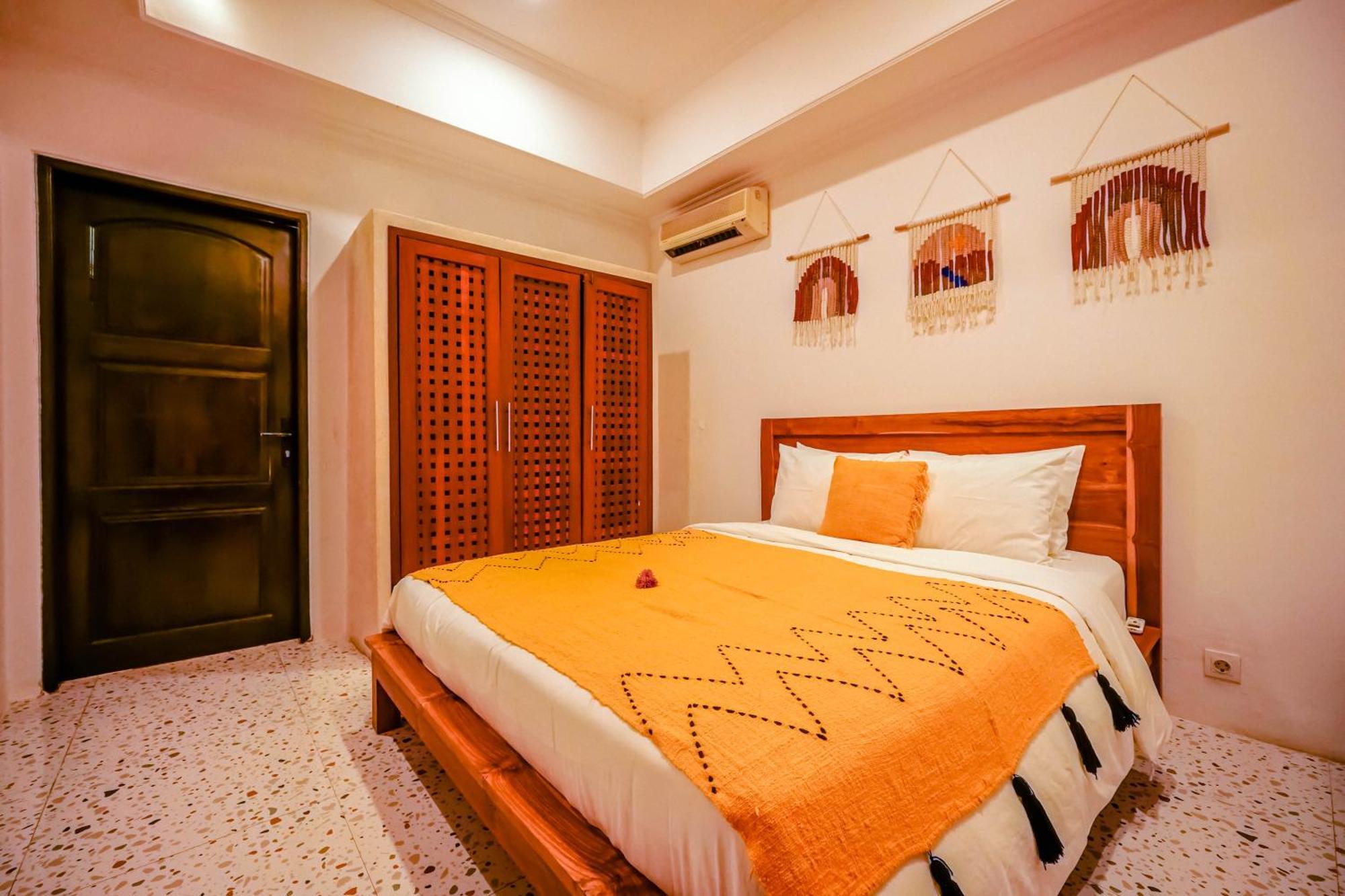 Lalita Villas Seminyak Exterior photo