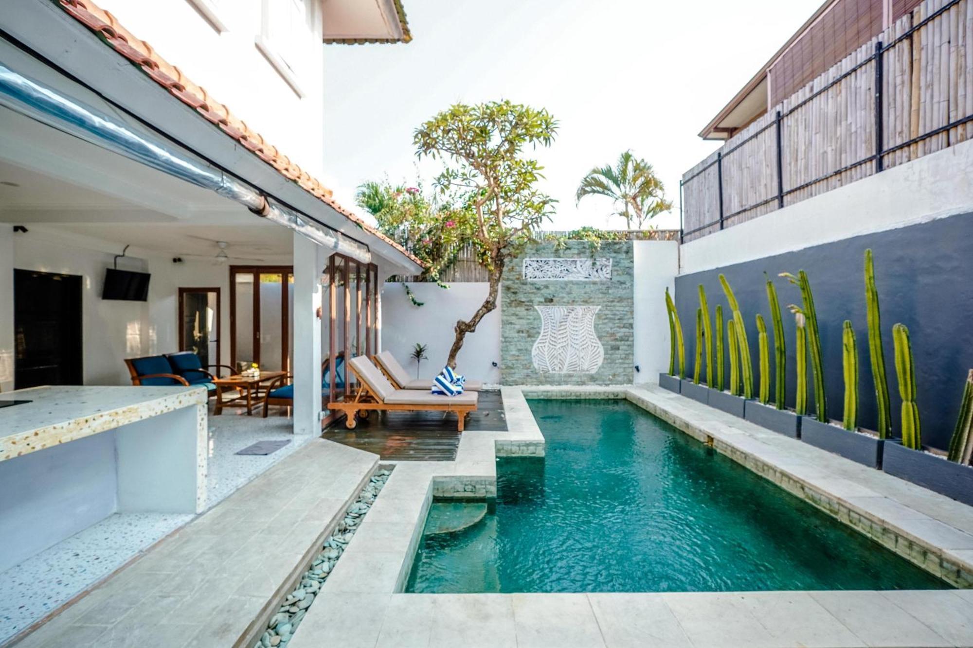 Lalita Villas Seminyak Exterior photo