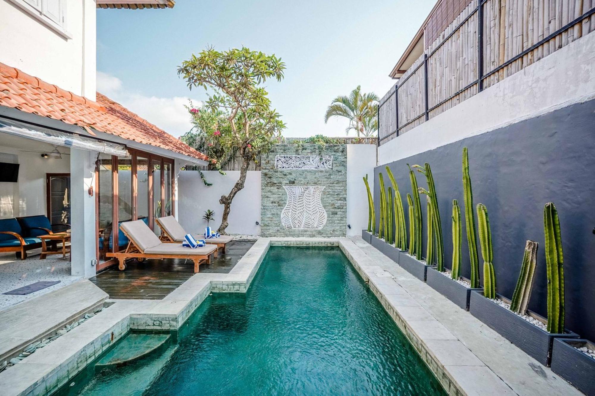 Lalita Villas Seminyak Exterior photo