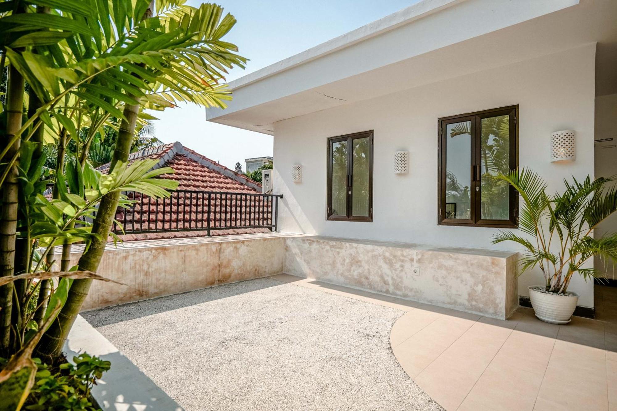 Lalita Villas Seminyak Exterior photo