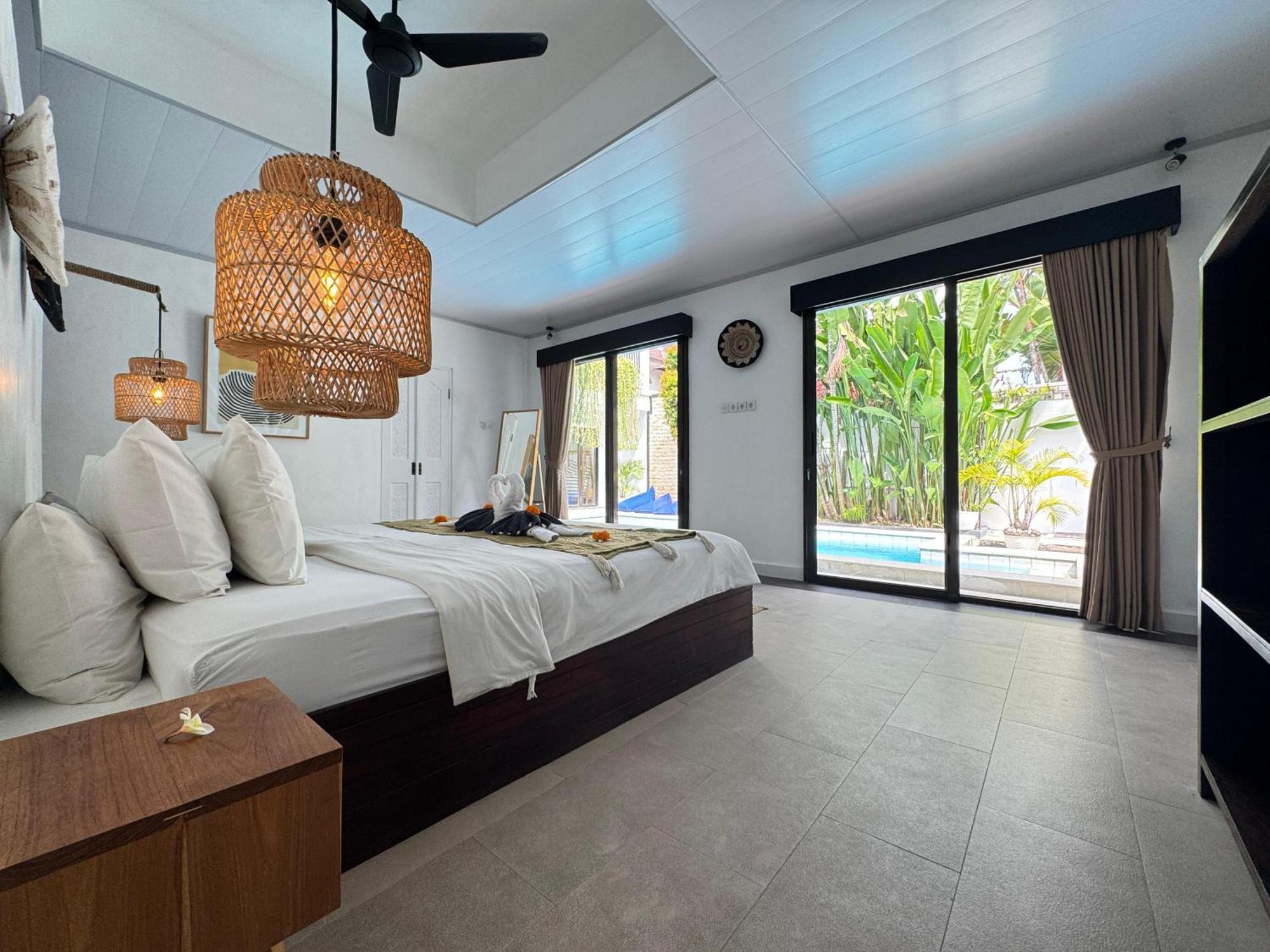 Lalita Villas Seminyak Exterior photo